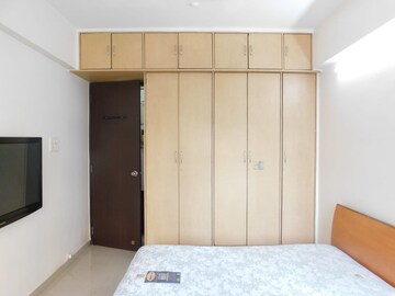 Bedroom in 2 BHK Apartment at Lake Home, Powai – for Rent