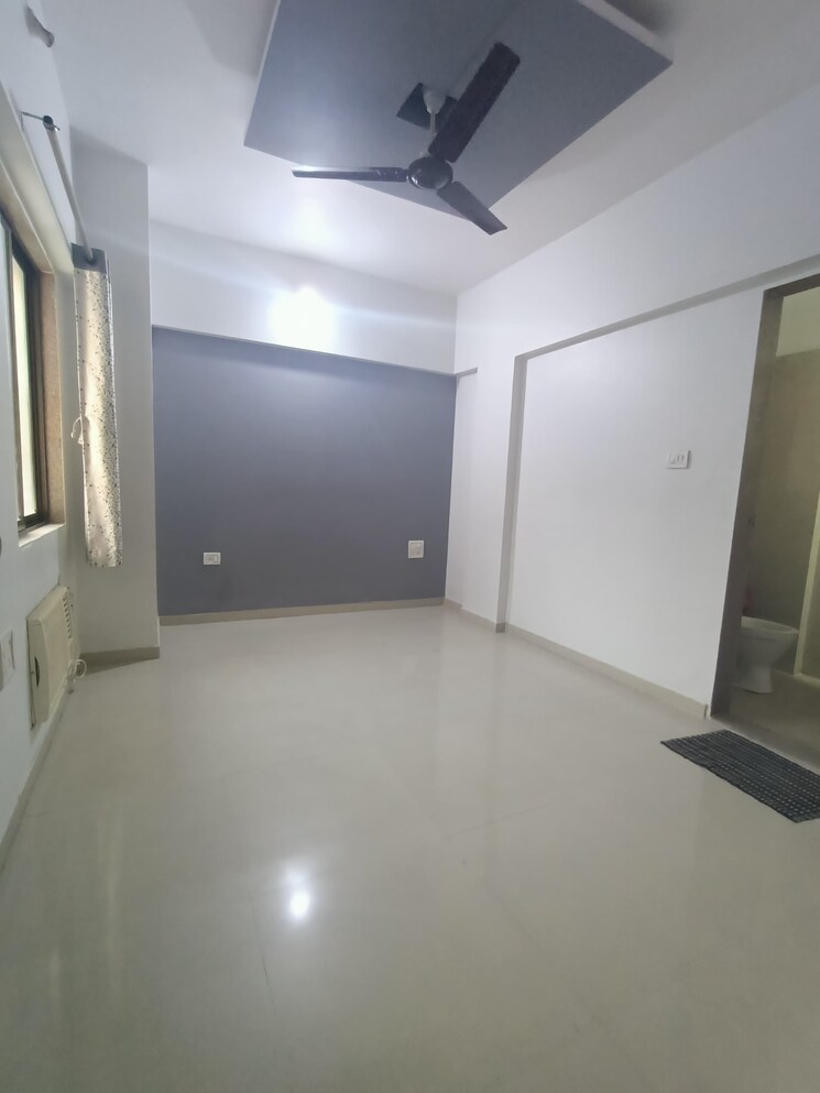 Room, everest-world-lavender 2 Bedroom 559 Sq.Ft. Apartment In Kolshet Road Thane 8024026