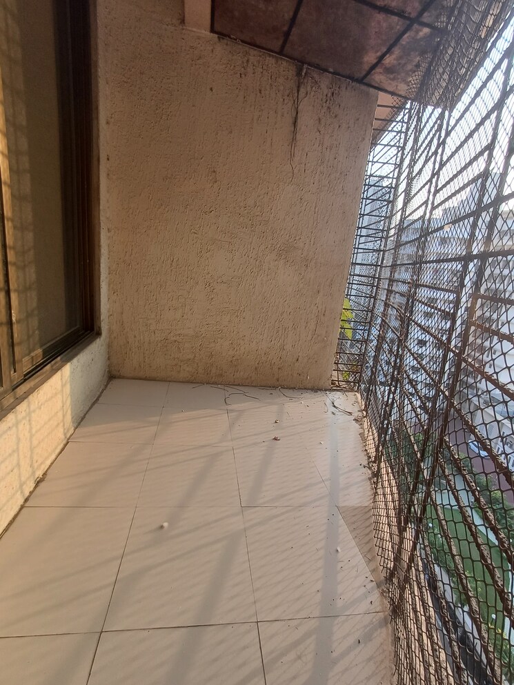 Balcony, supernal-chs-ltd 2 Bedroom 725 Sq.Ft. Apartment In Kolshet Road Thane 8024054