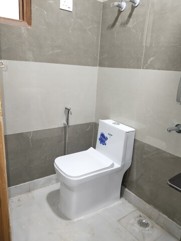 Bathroom in 1 BHK Apartment at Panchsheel Vihar – for Rent