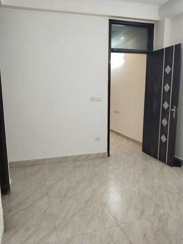 Room in 1 BHK Apartment at Panchsheel Vihar – for Rent