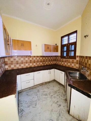 2 BHK Apartment For Rent in Sunny Enclave