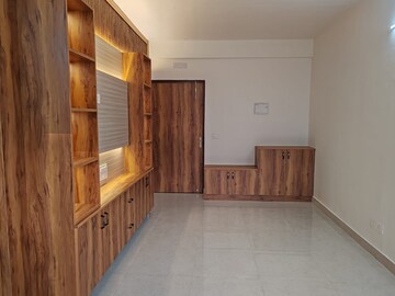 2 BHK Apartment For Rent in Signature Global Orchard Avenue, Sector 93