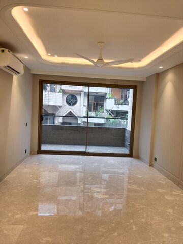 Room in 3 BHK Apartment at Greater Kailash I – for Sale