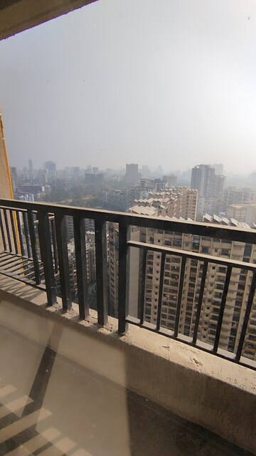 2 BHK Apartment For Rent in Raunak City Sector 4, Kalyan West