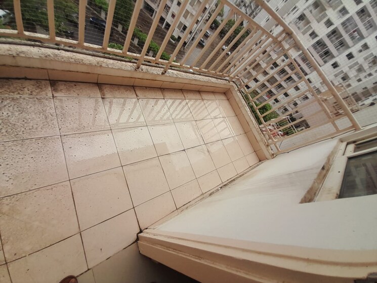Balcony, godrej-garden-city 2 Bedroom 1150 Sq.Ft. Apartment In Jagatpur Ahmedabad 8024152