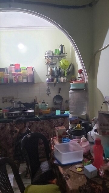 Furnished Amenities in 2.5 BHK Builder Floor at Mayur Vihar – for Sale
