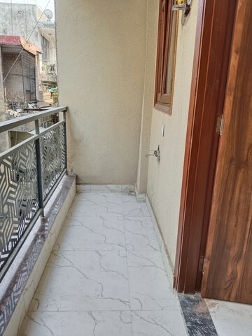Balcony in 2 BHK Apartment at Khirki Extension – for Rent