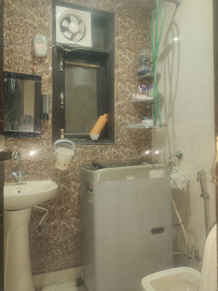 Living Room, east of kailash 3 Bedroom 900 Sq.Ft. Builder Floor In East Of Kailash Delhi 8024180