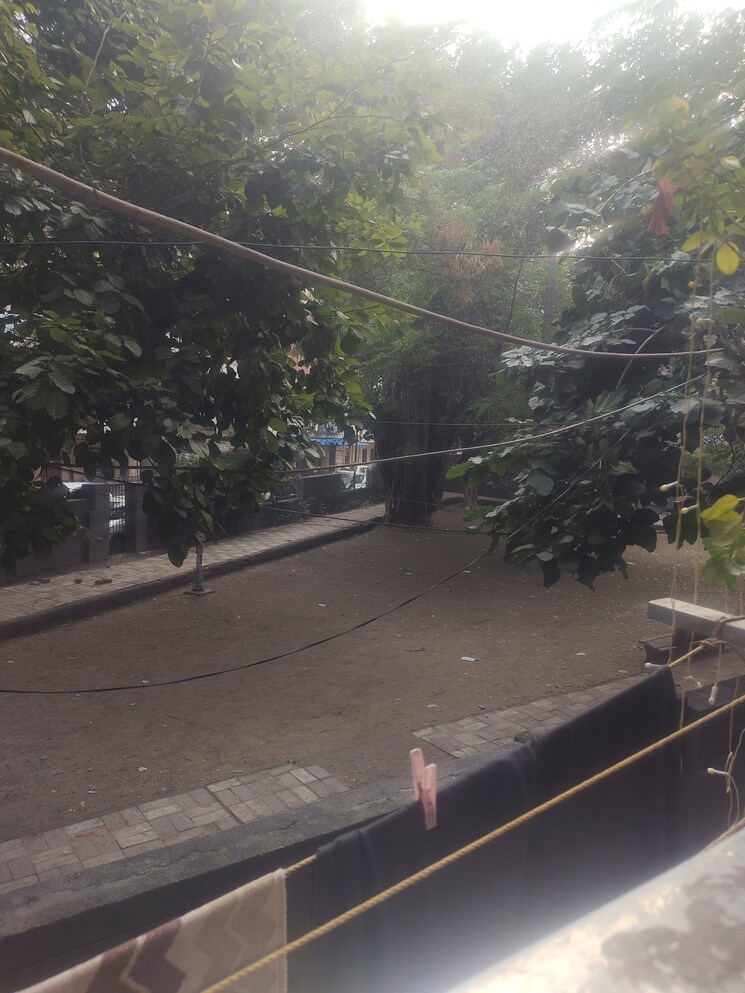 Balcony, east of kailash 3 Bedroom 900 Sq.Ft. Builder Floor In East Of Kailash Delhi 8024180