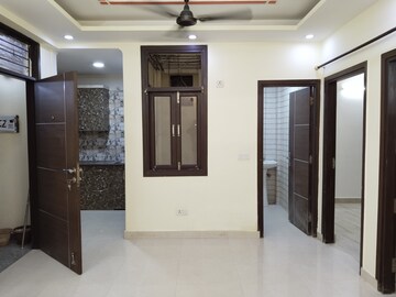 Room in 2 BHK Apartment at Panchsheel Vihar – for Rent