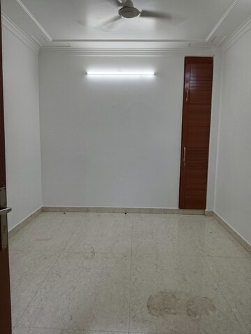 Room in 1 BHK Apartment at Khirki Extension – for Rent