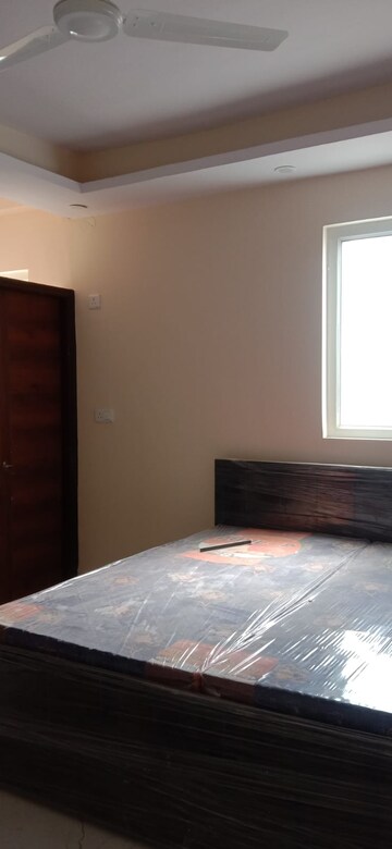 Bedroom in 1 BHK Builder Floor at Ansal Sushant Lok I, Sector 43 – for Rent