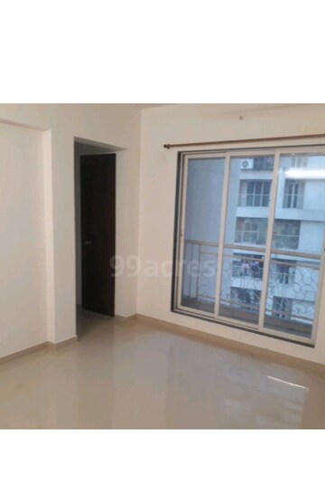 Room in 1 BHK Apartment at Raunak Delight, Owale – for Rent