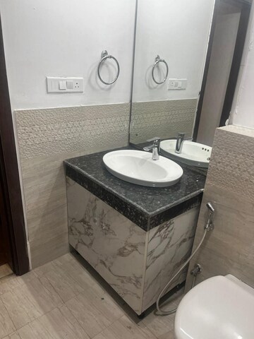 Bathroom in 4 BHK Apartment at ATS Le Grandiose, Sector 150 – for Rent