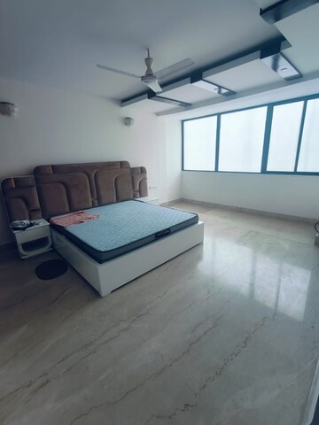 Bedroom in 4 BHK Apartment at Green Park Extension – for Rent