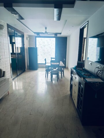 Living Room in 4 BHK Apartment at Green Park Extension – for Rent