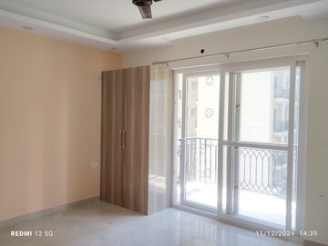 Room in 3 BHK Apartment at ATS Le Grandiose, Sector 150 – for Rent