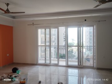 Room in 3 BHK Apartment at ATS Le Grandiose, Sector 150 – for Rent