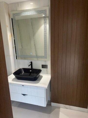 Bathroom in 3 BHK Apartment at Nizamuddin – for Rent