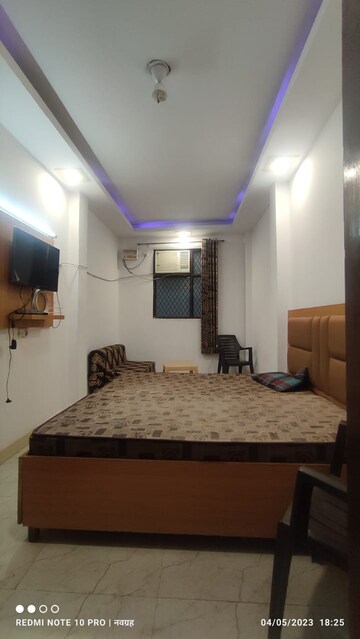 Bedroom in 1 BHK Builder Floor at Ansal Sushant Lok I, Sector 43 – for Rent