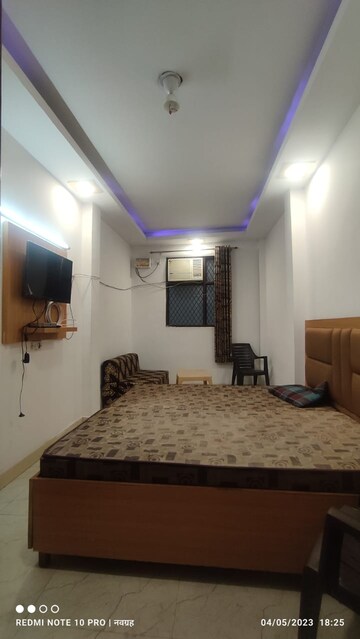 Bedroom in 1 BHK Builder Floor at Ansal Sushant Lok I, Sector 43 – for Rent