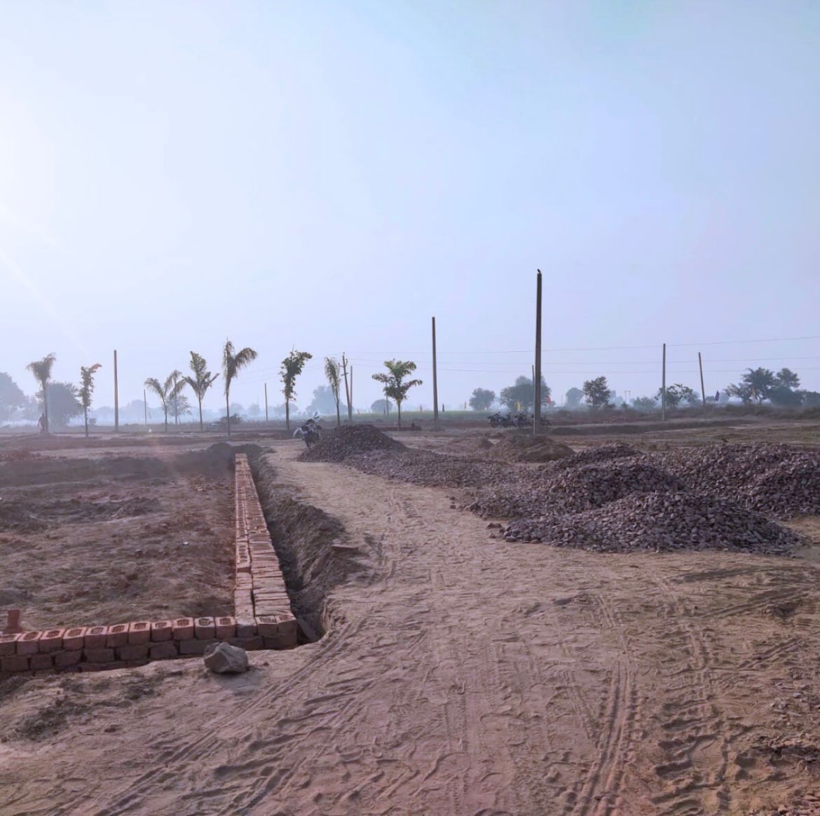 Plot For Sale in Ark Vista Jewar Internati