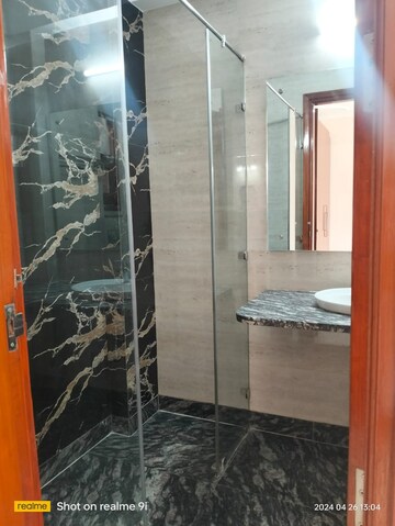 Attached Bathroom in 3 BHK Apartment at South Extension ii – for Rent