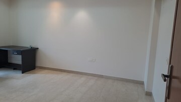  4 BHK Apartment at Vasant Vihar – for Rent