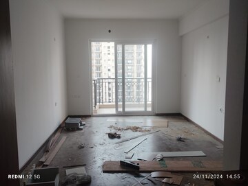 Room in 3 BHK Apartment at ATS Le Grandiose, Sector 150 – for Rent