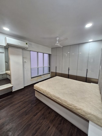 3 BHK Apartment For Rent in Hari Niwas Bandra Bandra West Mumbai  8024411