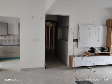 Room in 3 BHK Apartment at ATS Le Grandiose, Sector 150 – for Rent