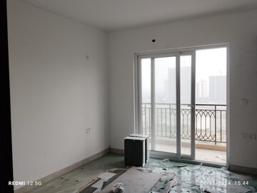 Room in 3 BHK Apartment at ATS Le Grandiose, Sector 150 – for Rent