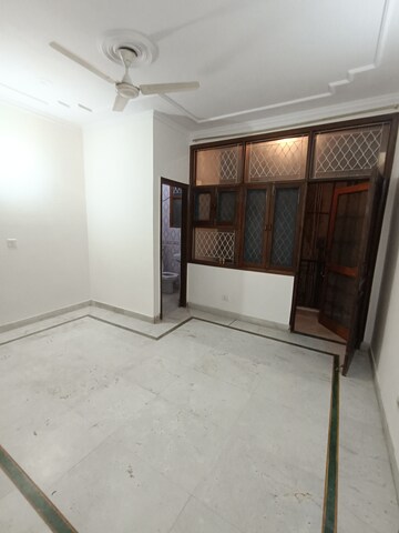 Room in 2 BHK Builder Floor at Malviya Nagar – for Rent