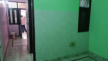 Room in 1 BHK Builder Floor at Avantika Extension – for Rent