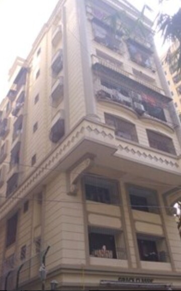 2 BHK Apartment – Exterior View View at Khar West - for Rent