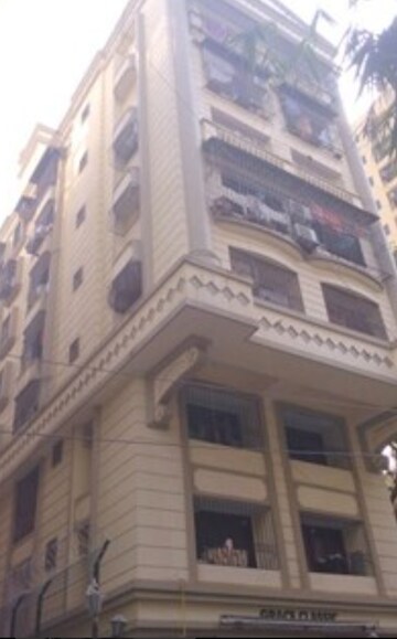 2 BHK Apartment – Exterior View View at Khar West - for Rent