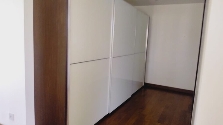 Room, prestige-kenilworth 3 Bedroom 3503 Sq.Ft. Apartment In Vasanth Nagar Bangalore 8024490