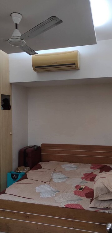 Bedroom in 2 BHK Apartment at Lalani Residency, Kavesar – for Rent