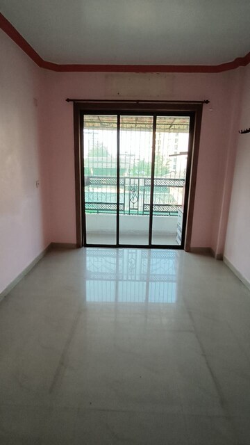 Room in 1 BHK Apartment at Minakshi Vastu Heritage, Thakurli – for Rent