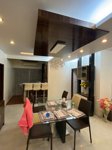 Master Bedroom in 3 BHK Apartment at Richmond Town – for Rent