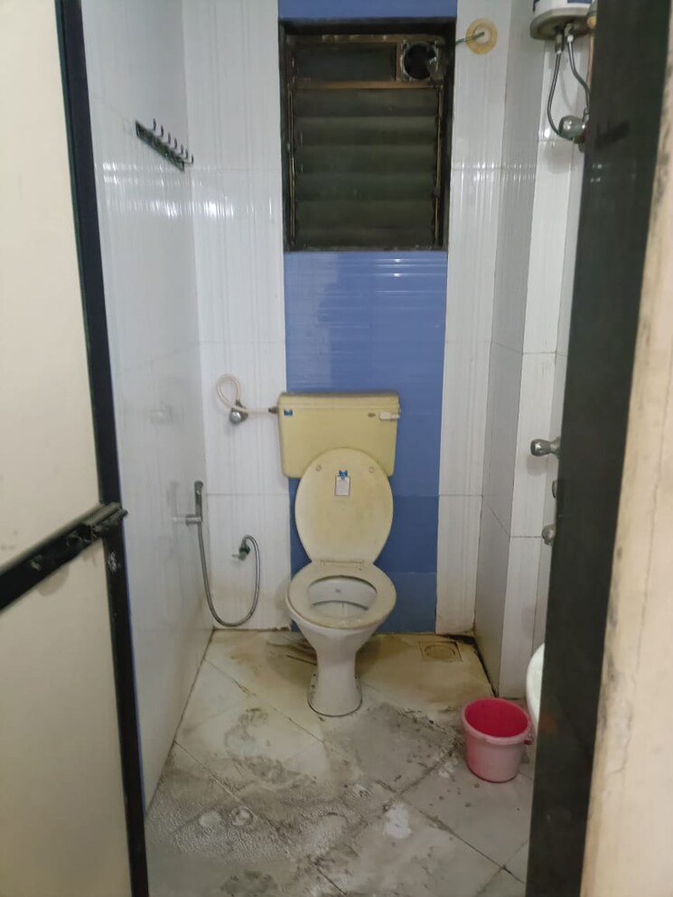 Attached Bathroom, kopar khairane 2 Bedroom 1000 Sq.Ft. Apartment In Kopar Khairane Navi Mumbai 8024599