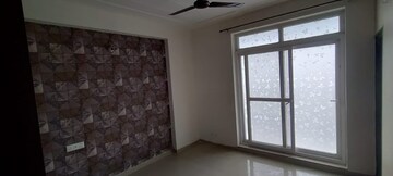 Room in 3 BHK Apartment at Ambala Highway – for Rent
