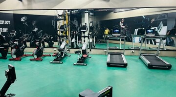 Gym in 4 BHK Penthouse at Azeagaia Botanica, Vrindavan Yojna – for Sale