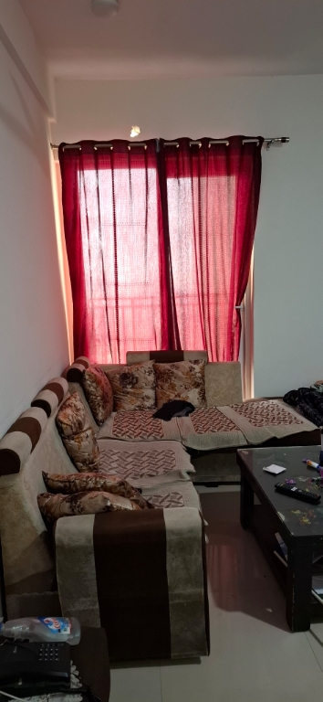 2 BHK 850 Sq.Ft. Apartment in Mahagun Mantra II