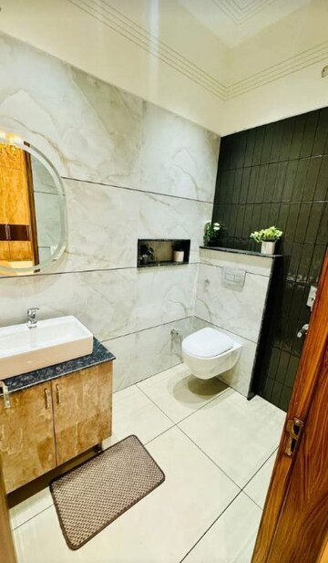 Bathroom in 3 BHK Villa at Sector 15 – for Rent