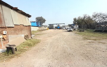 Land For Rent in Bareja