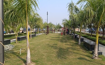 Plot For Sale in Pardos Okas Enclave, Sushant Golf City