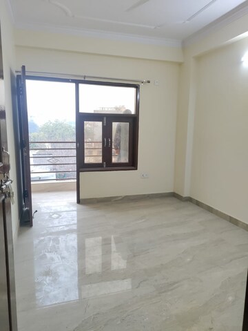 Room in 1 BHK Builder Floor at Chhajjupur – for Rent