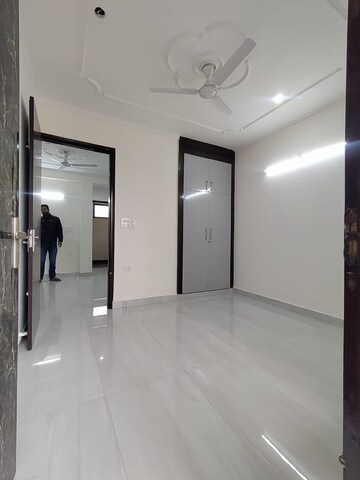 Room in 1 BHK Builder Floor at Chhajjupur – for Rent